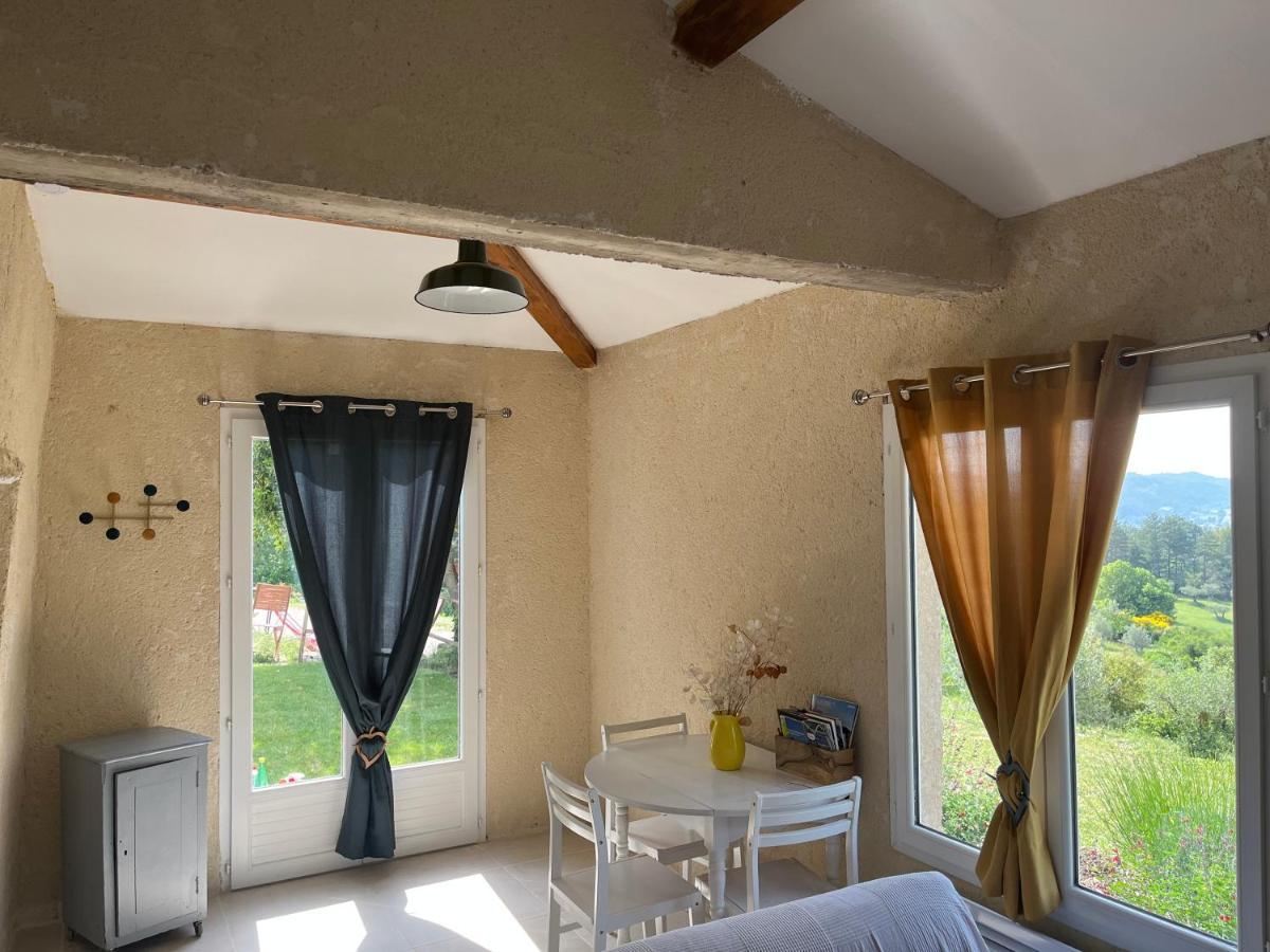 Cabanon Entoure De Montagnes Et D'Oliviers Βίλα Nyons Εξωτερικό φωτογραφία
