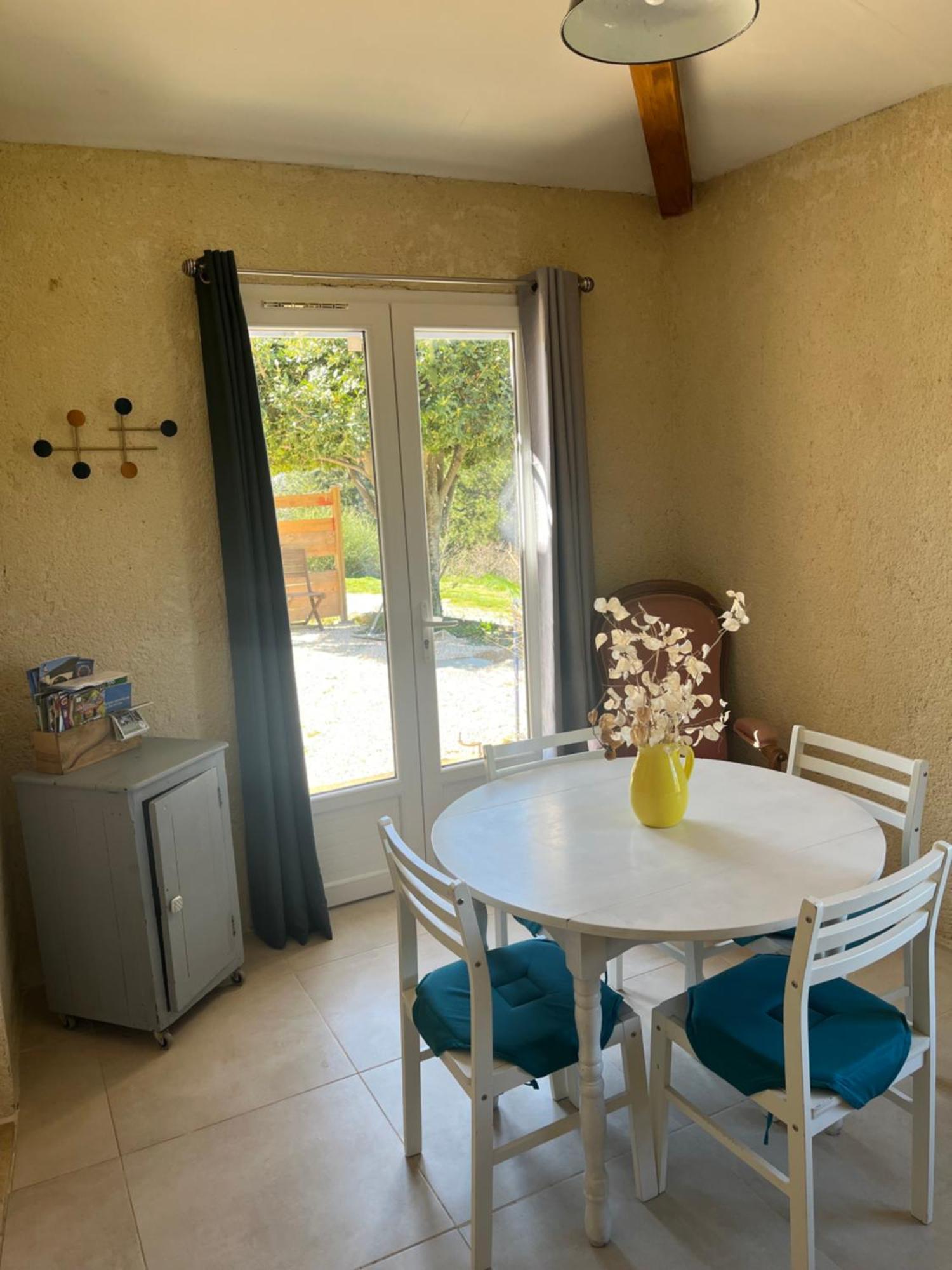 Cabanon Entoure De Montagnes Et D'Oliviers Βίλα Nyons Εξωτερικό φωτογραφία